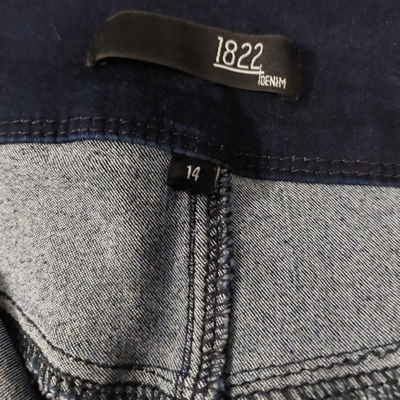 1822 Denim Jeans - Picture 4 of 7